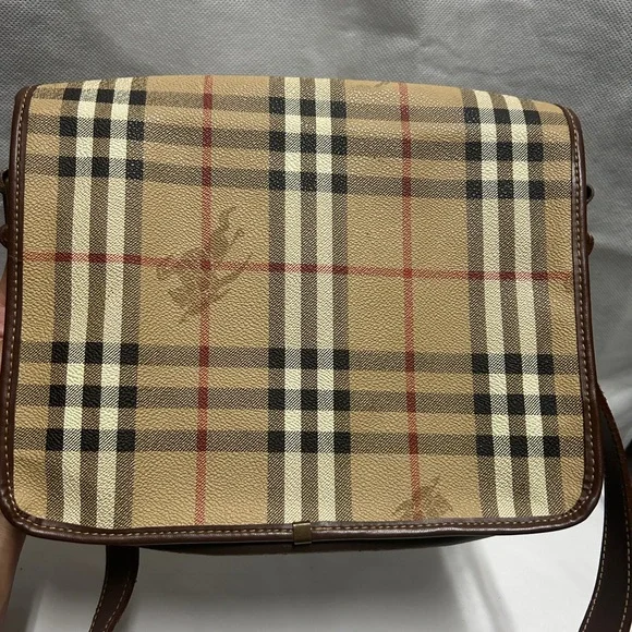 Vintage Burberry Beige and Brown Plaid Crossbody Bag - Picture 4 of 16